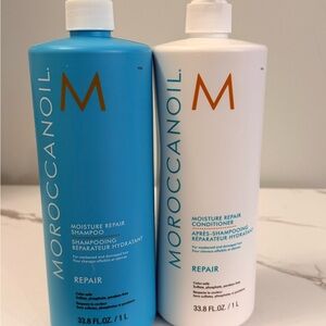 Moroccanoil Moisture Repair Shampoo and Conditioner Duo - Blue and White